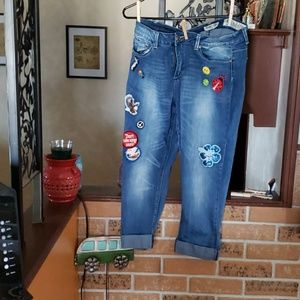 Super fun cropped jeans!!